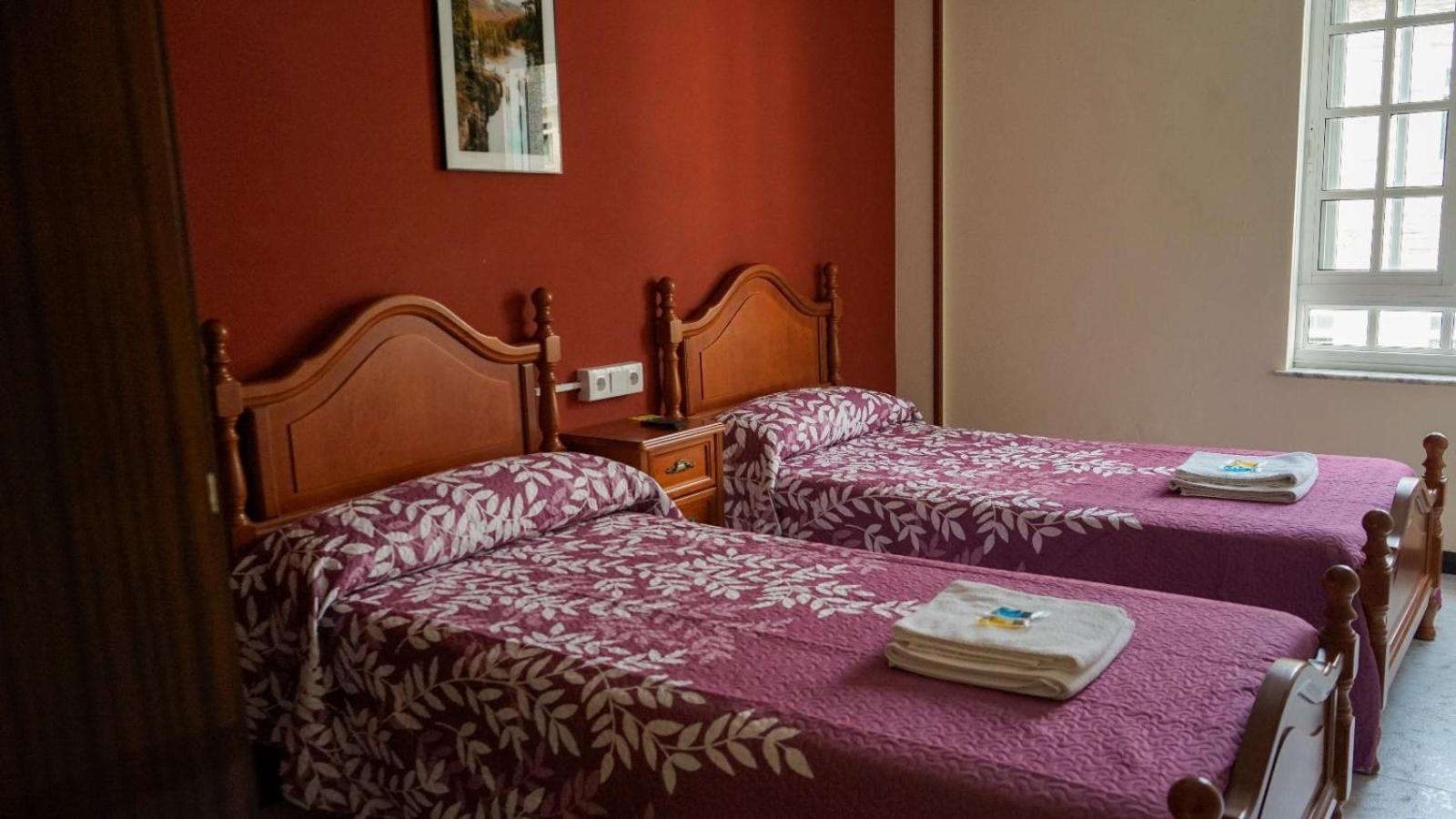 Pension Castro Parrillada ซาโมส ภายนอก รูปภาพ